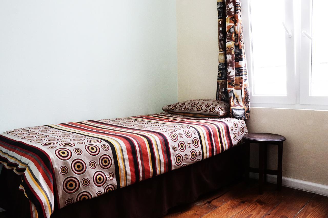 Urban Hive Backpackers Hostel เคปทาวน์ ภายนอก รูปภาพ