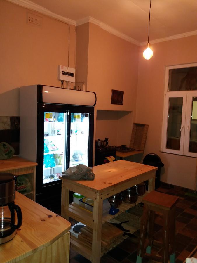 Urban Hive Backpackers Hostel เคปทาวน์ ภายนอก รูปภาพ