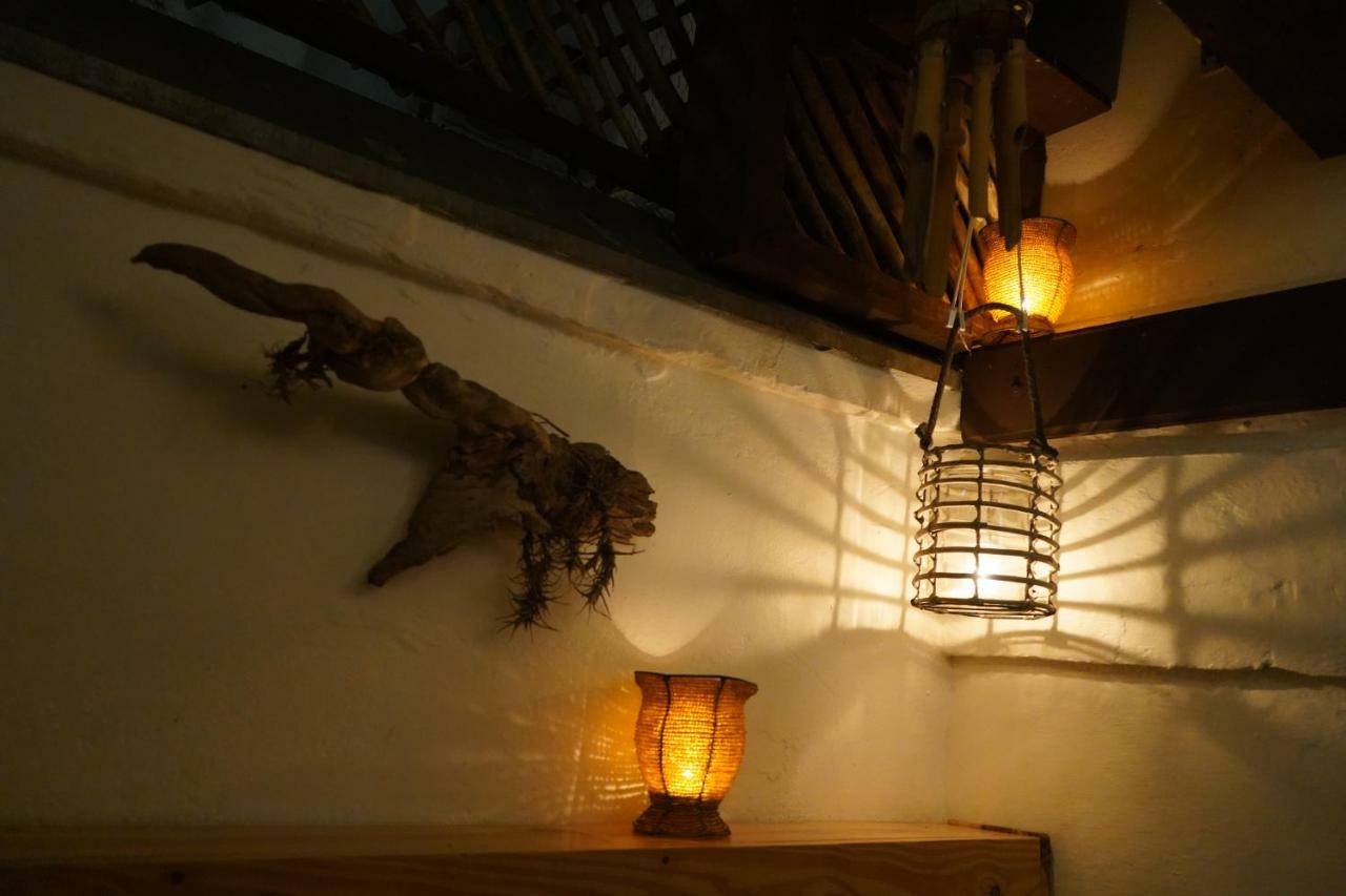 Urban Hive Backpackers Hostel เคปทาวน์ ภายนอก รูปภาพ